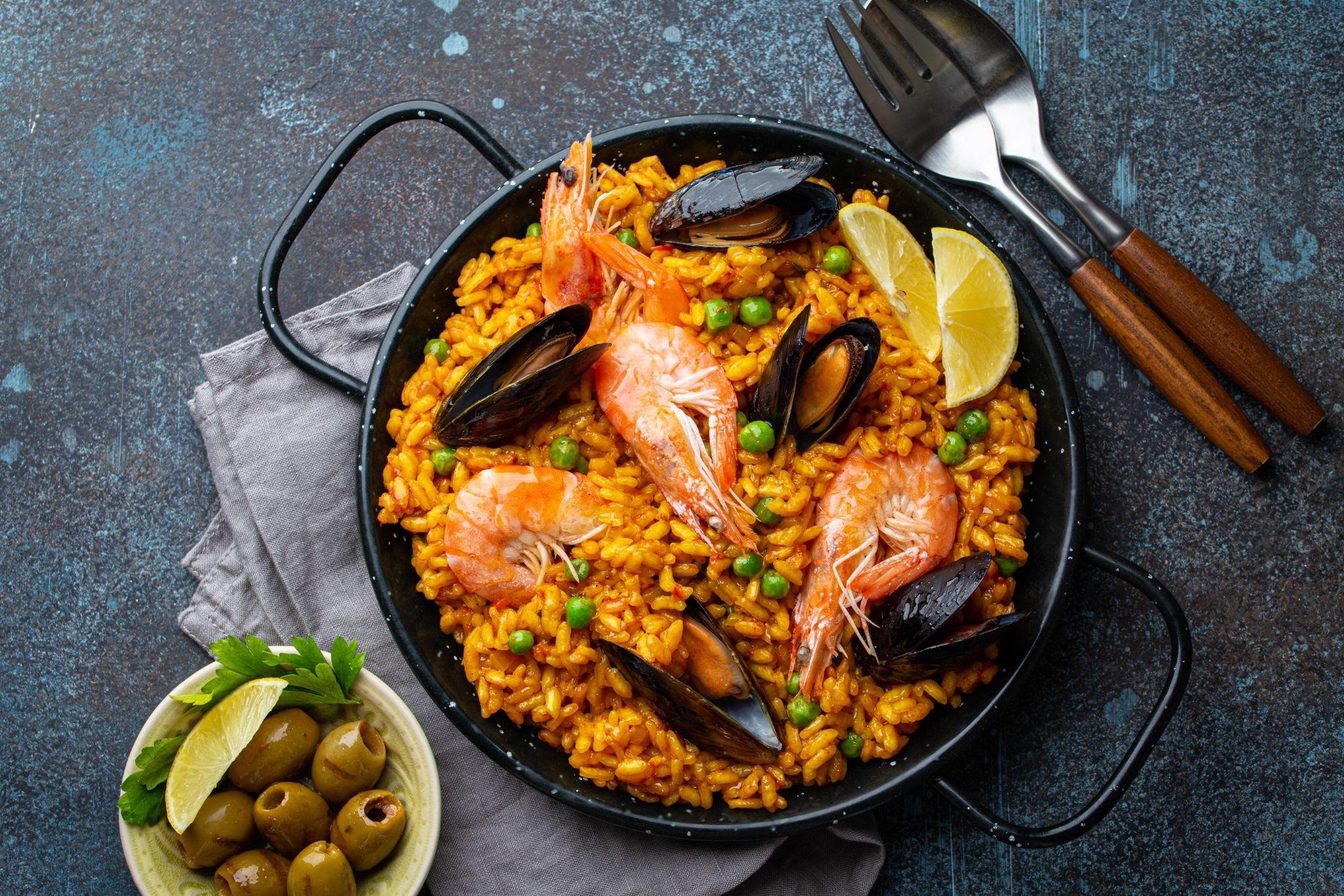Where to find paella in Chicago